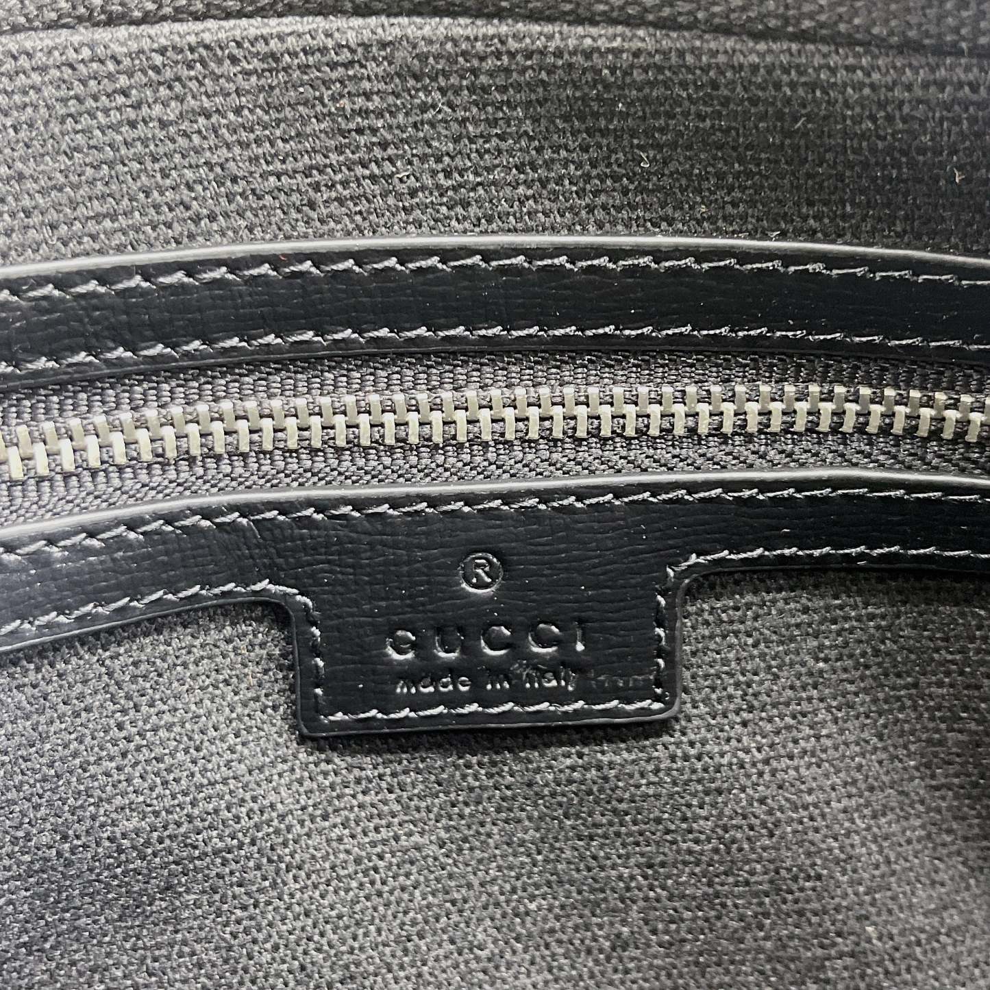gg Shoulder Bag With Interlocking G Black gg Supreme Canvas For Women  9.6in/24.5cm gg 703468 92THF 1000