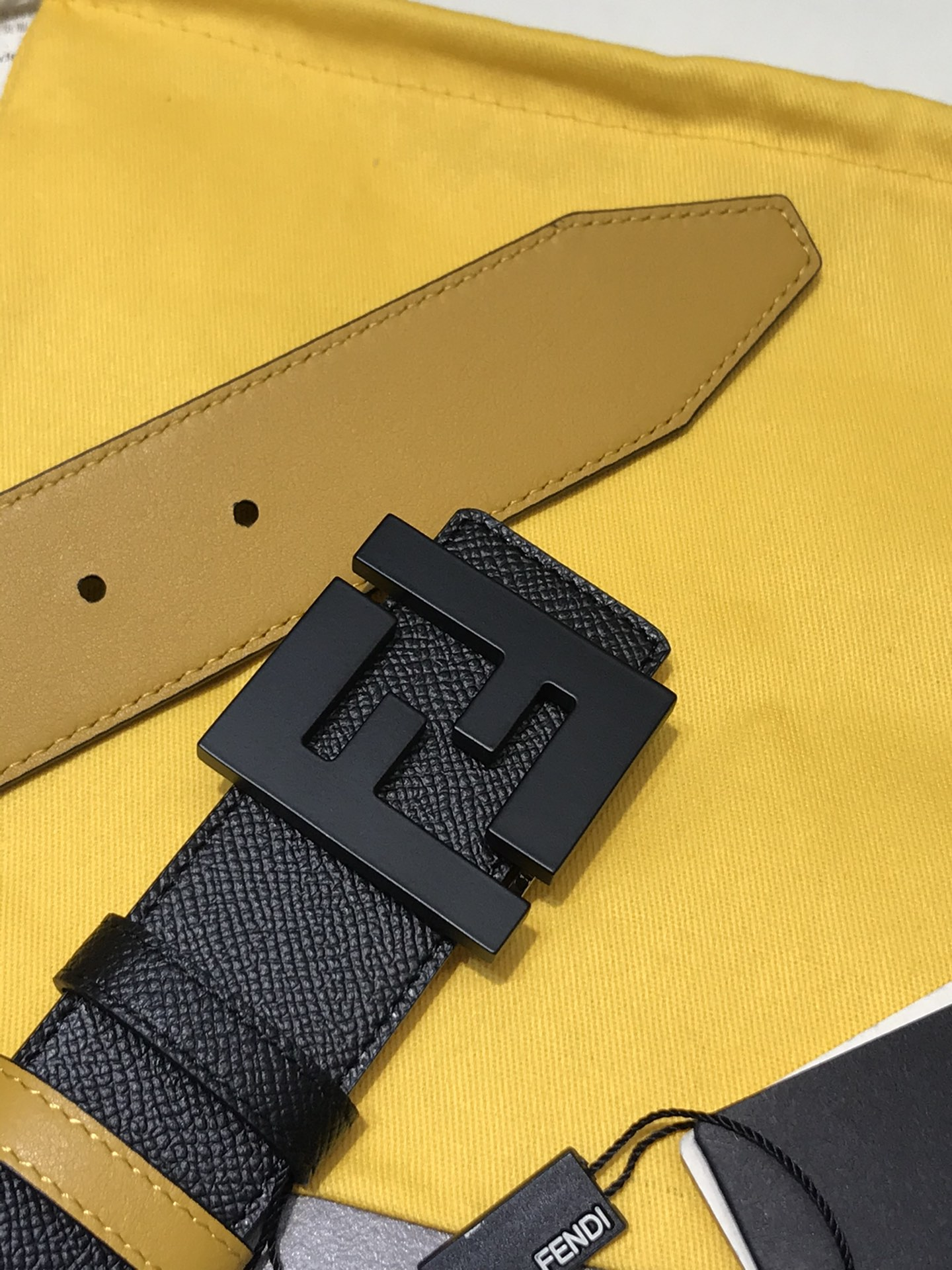 FD BLACK LEATHER BELT WITH FD GOLD BUCKLE 40MM