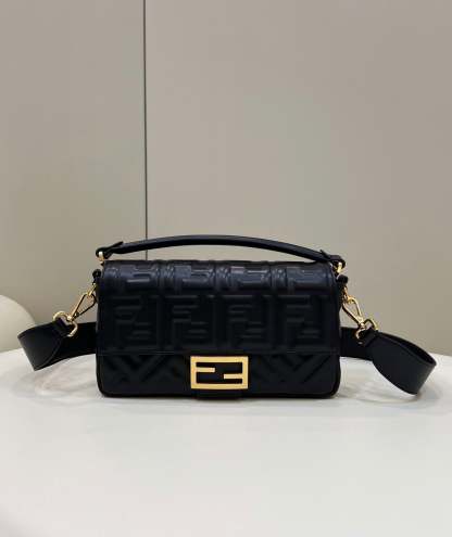 FI Baguette Black For Women, Women’s Handbags, Shoulder And Crossbody Bags 10.6in/27cm FF 8BR600A72VF15ZW