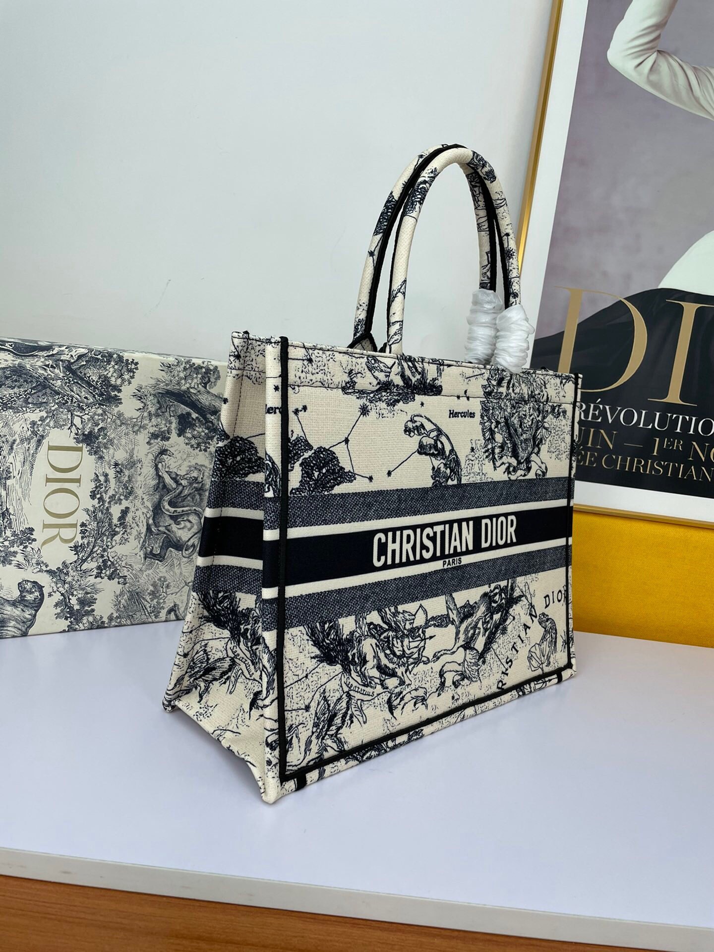 DOR PERSONALIZED LARGE BOOK TOTE BLACK TONE TOILE JOUY EMBROIDERY M1286ZRHZ_M941