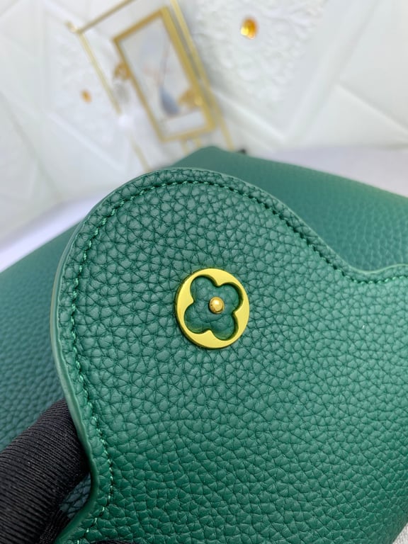 LUV CAPUCINES BB EMERAUDE GREEN 27CM