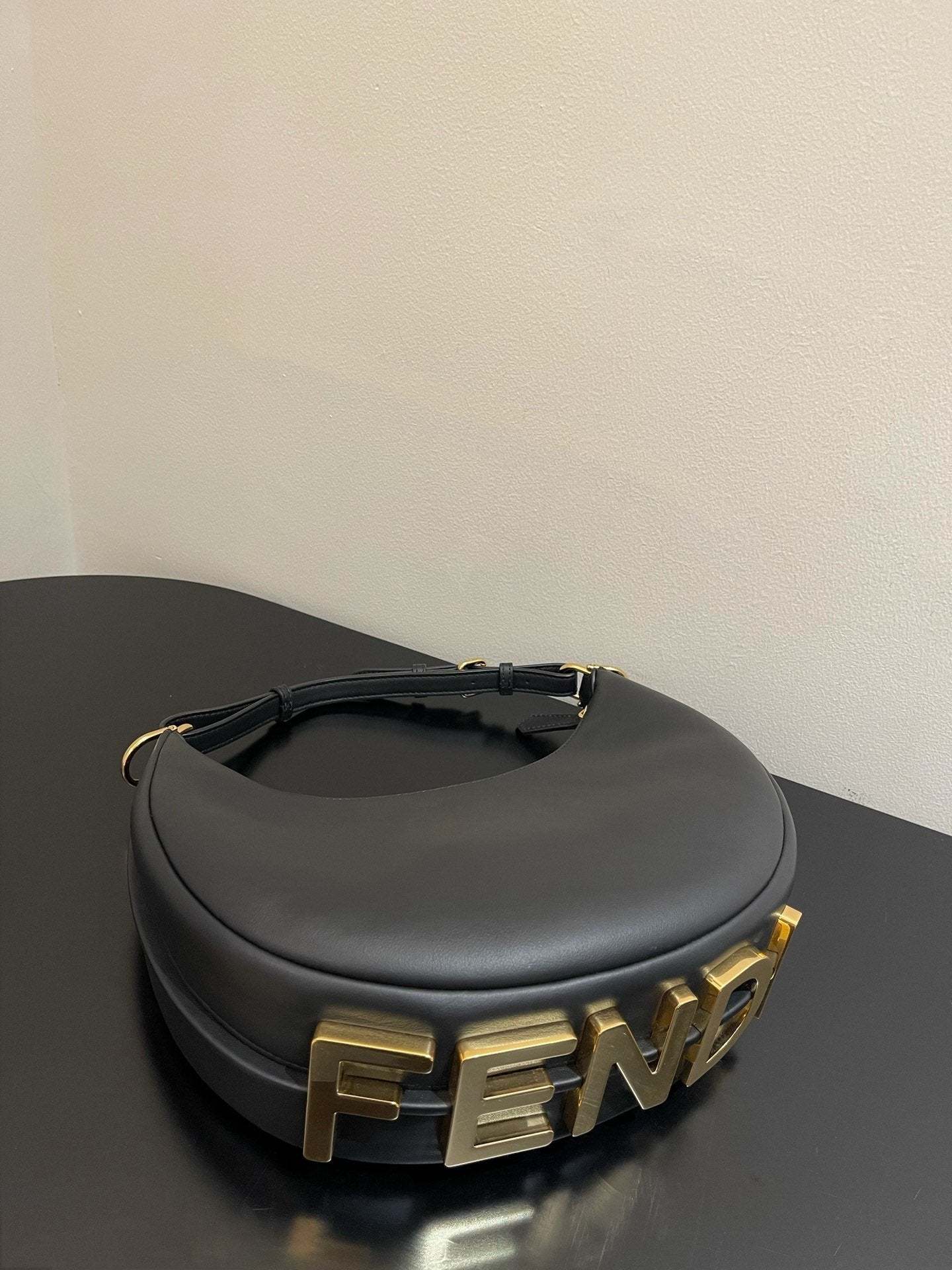 FI FIgraphy Small Black For Women, Women’s Handbags, Shoulder Bags 11.4in/29cm  8BR798A5DYF1HEJ