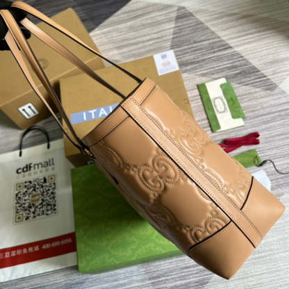 gg Medium Tote Beige For Women, Women&#8217;s Bags 15in/38cm gg ‎631685 UM8IG 9500
