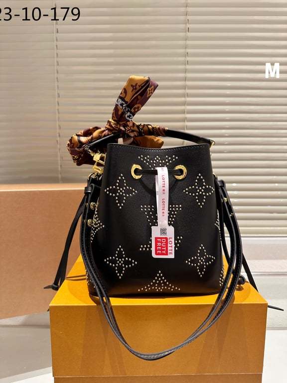 LUV NEONOE BB BLACK 25CM M46734