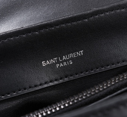 YSL LOULOU SMALL CHAIN BAG IN MATELASSÉ Y BLACK NOIR 23CM 494699DV7281000