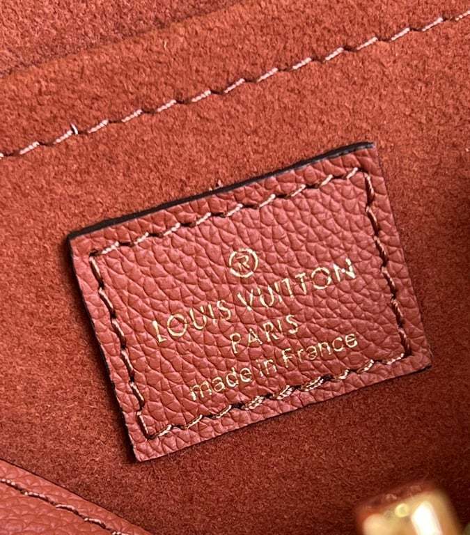 LUV LOCKME TENDER 19CM CHATAIGNE BROWN