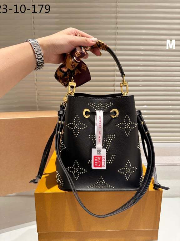 LUV NEONOE BB BLACK 25CM M46734