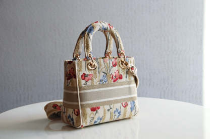 DO 44532 Lady D-Lite Reverse dirty white 24CM