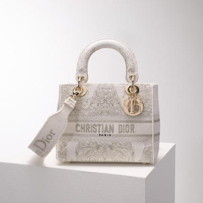 DO 44532 Lady D-Lite Reverse golden color 24CM