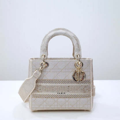 DO 44532 Lady D-Lite Reverse Pearl White 24CM