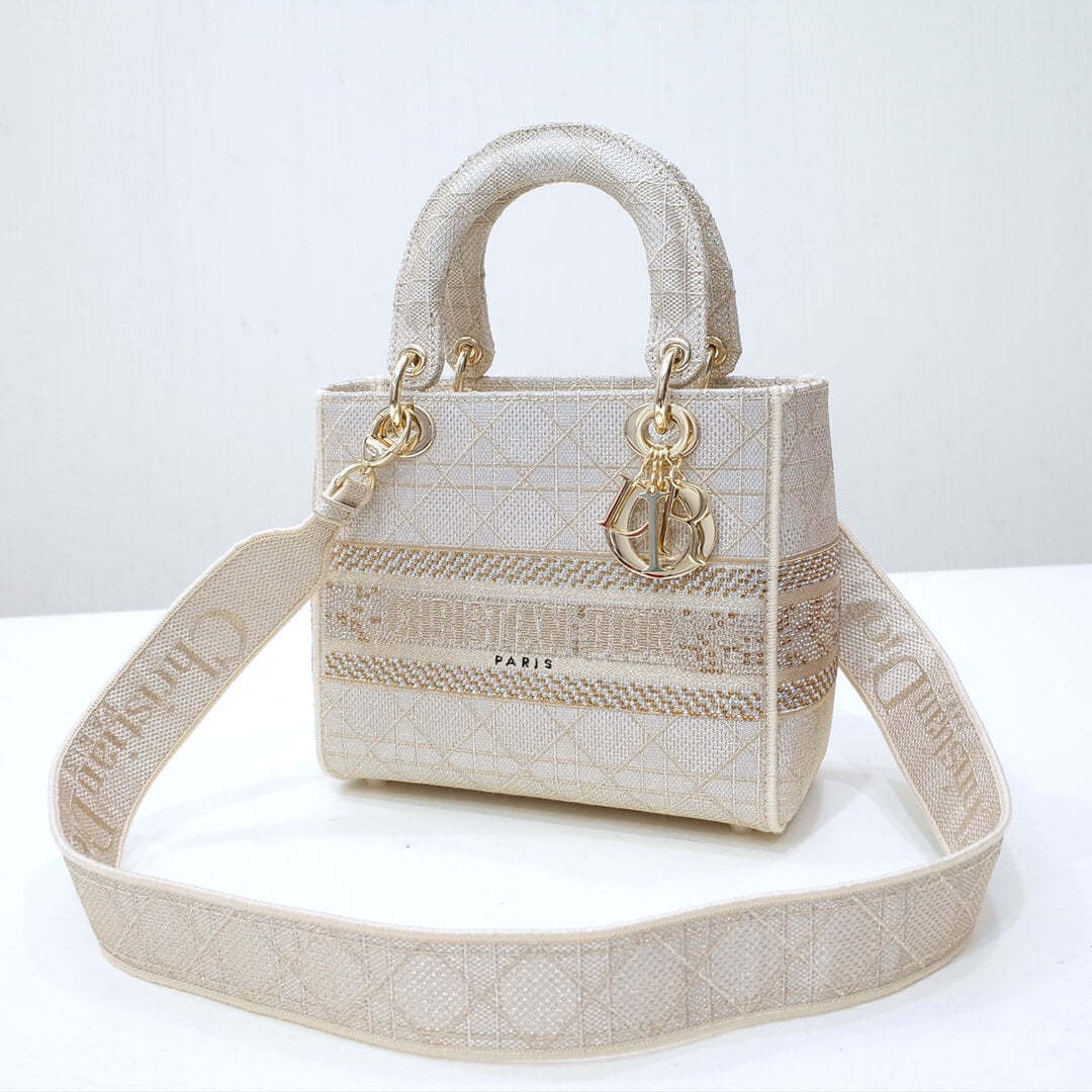 DO 44532 Lady D-Lite Reverse Pearl White 24CM