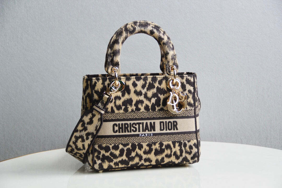 DO 44532 Lady D-Lite Handbag shoulder bag cross body bags mini 17cm 24cm Leopard Print light yellow