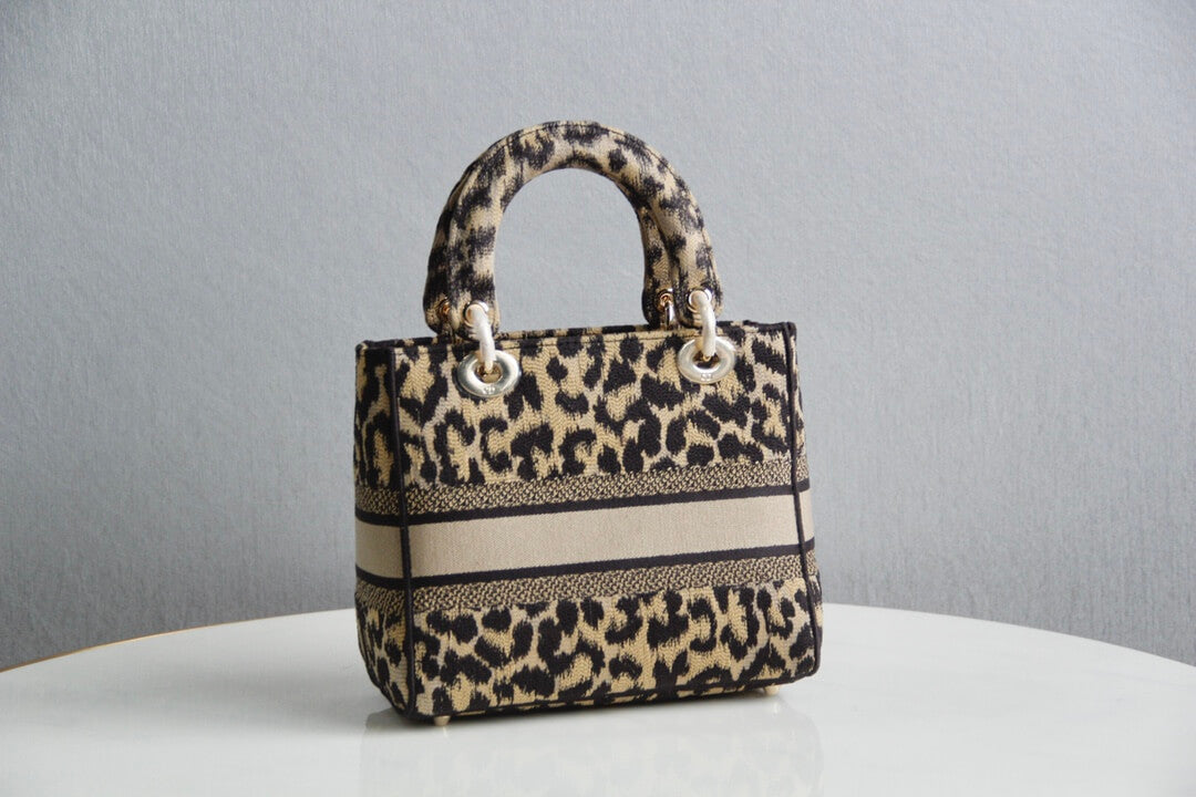 DO 44532 Lady D-Lite Handbag shoulder bag cross body bags mini 17cm 24cm Leopard Print light yellow