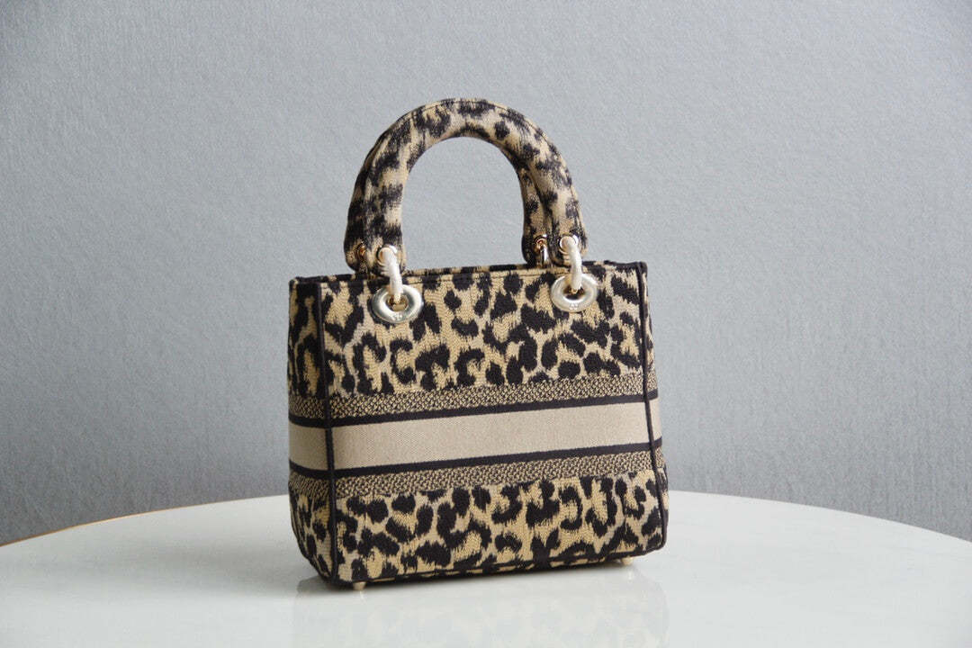 DO 44532 Lady D-Lite Handbag shoulder bag cross body bags mini 17cm 24cm Leopard Print light yellow