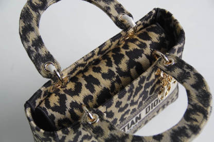DO 44532 Lady D-Lite Handbag shoulder bag cross body bags mini 17cm 24cm Leopard Print light yellow