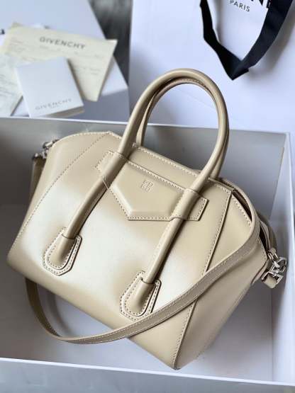 gv Mini Antigona Lock Bag Beige For Women, Handbags, Shoulder Bags 8.7in/22cm GVC