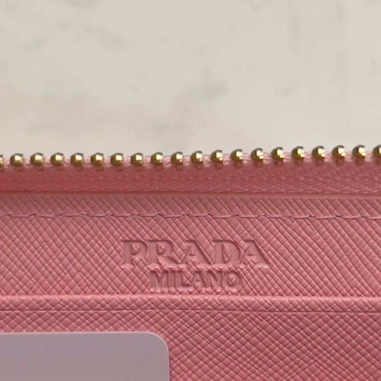 PR LARGE SAFFIANO LEATHER WALLET ALABASTER PINK 19CM 1ML506 QWA F0E18