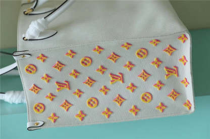 LV Onthego GM Monogram Giant And Raffia White/ Yellow For Women,  Shoulder And Crossbody Bags 41cm/16.1in LV M20815