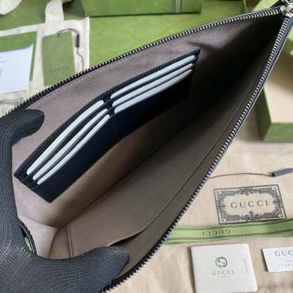 gg Embossed Pouch Black gg Embossed For Men 12in/30cm gg