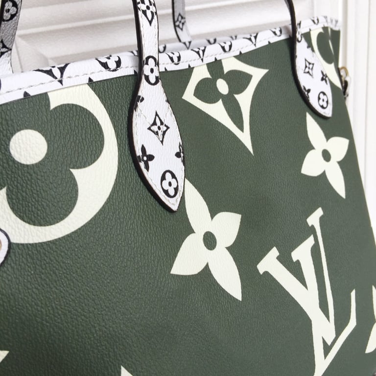 LUV NEVERFULL MONOGRAM GIANT JUNGLE MM GREEN BEIGE