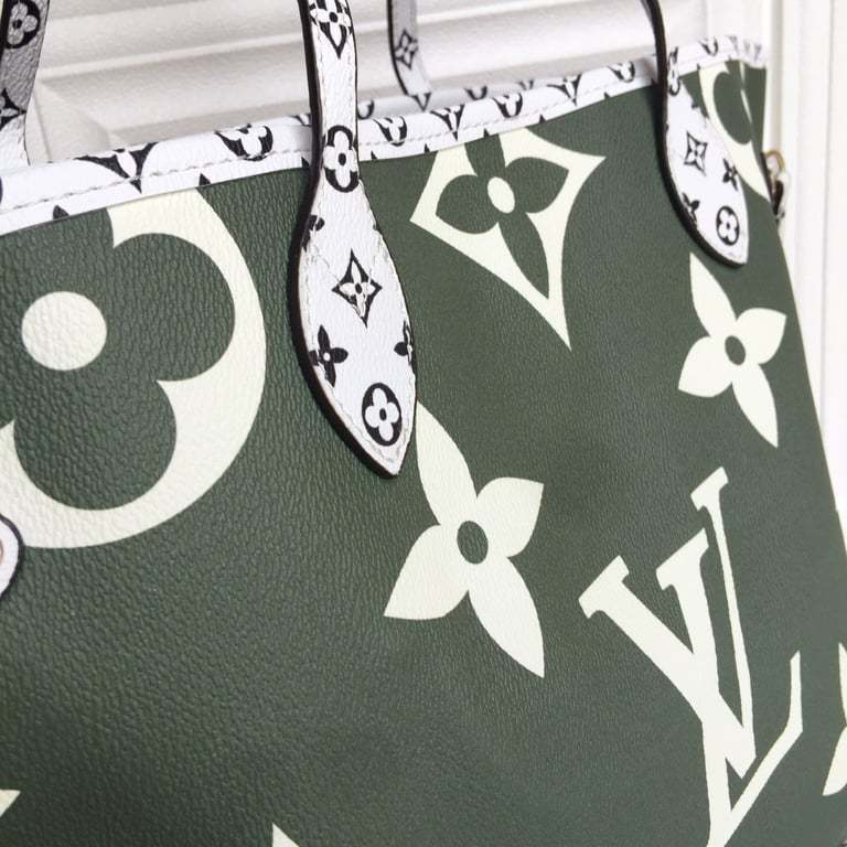 LUV NEVERFULL MONOGRAM GIANT JUNGLE MM GREEN BEIGE