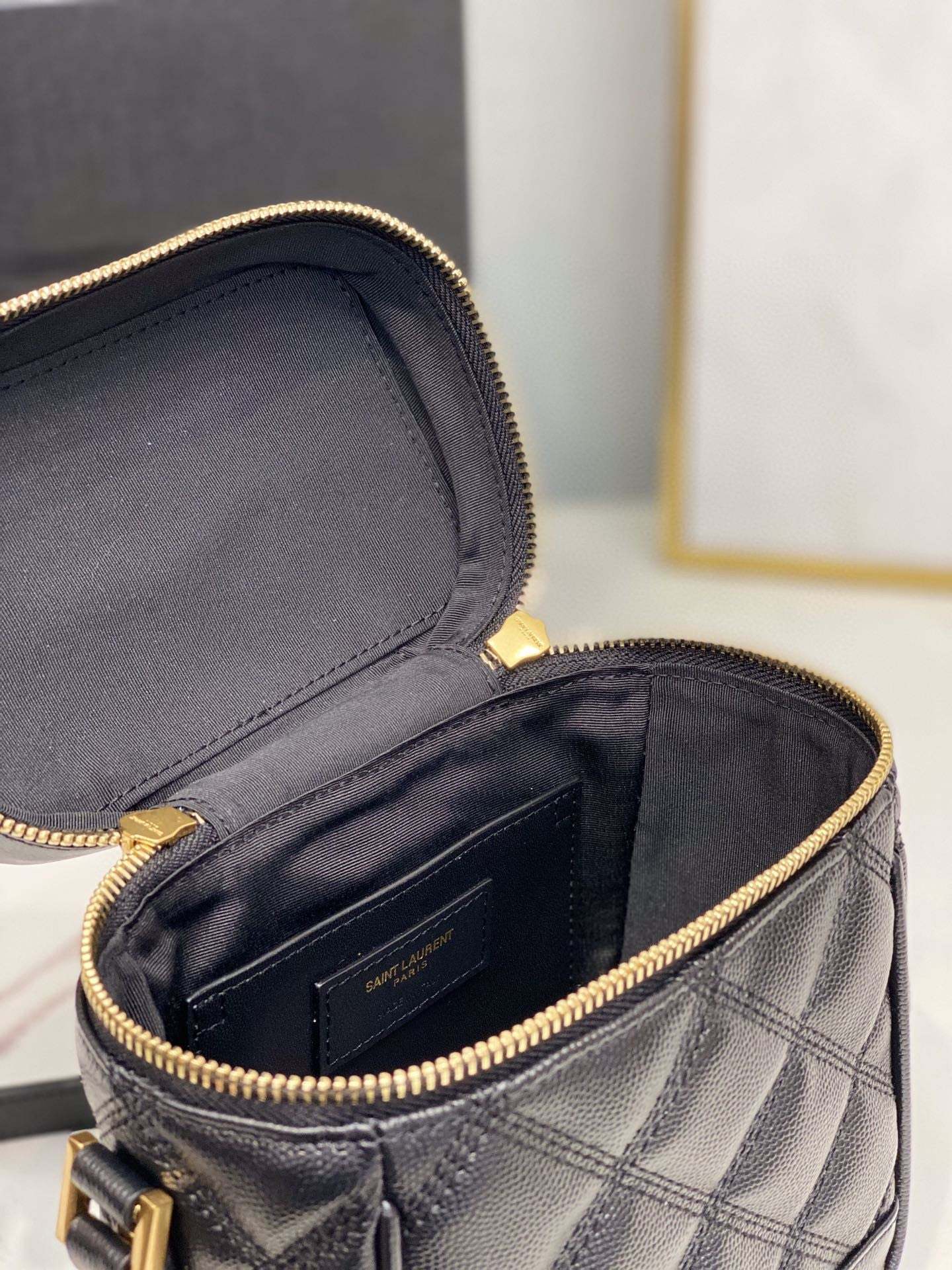 YSSL 80’s Vanity Bag In Carré-Quilted Grain De Poudre Black For Women 6.4in/16.5cm YSL 649779DME271000