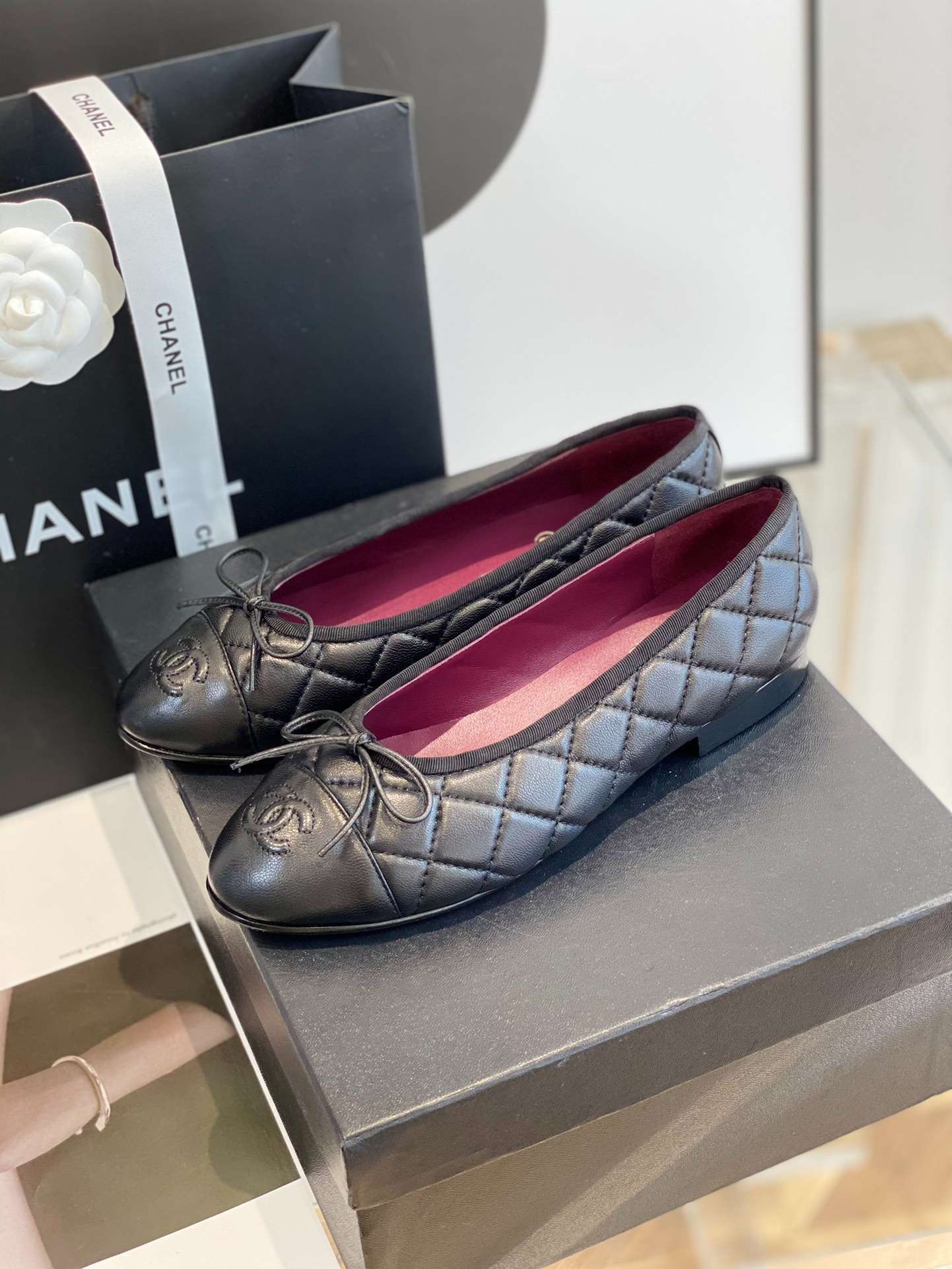 CHL BLACK BALLET FLATS