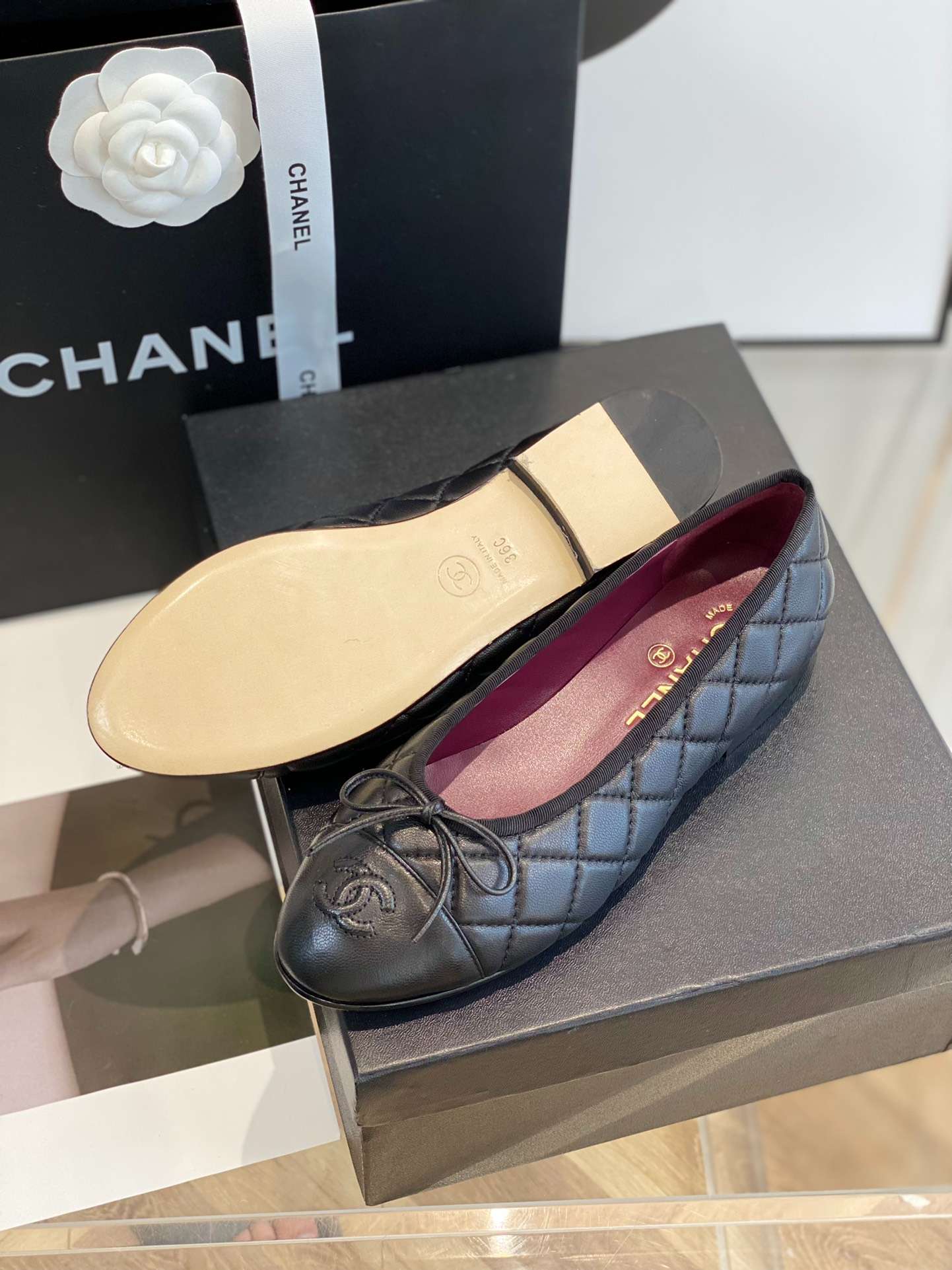 CHL BLACK BALLET FLATS