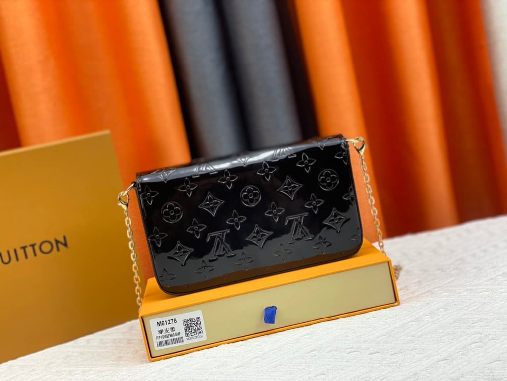 LUV POCHETTE FELICE AMARANTE MONOGRAM VERNIS BLACK 21CM