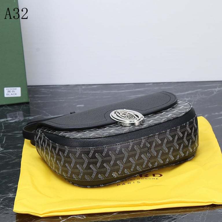 GY SEAL CLASP THE 233 BAG BLACK 25CM