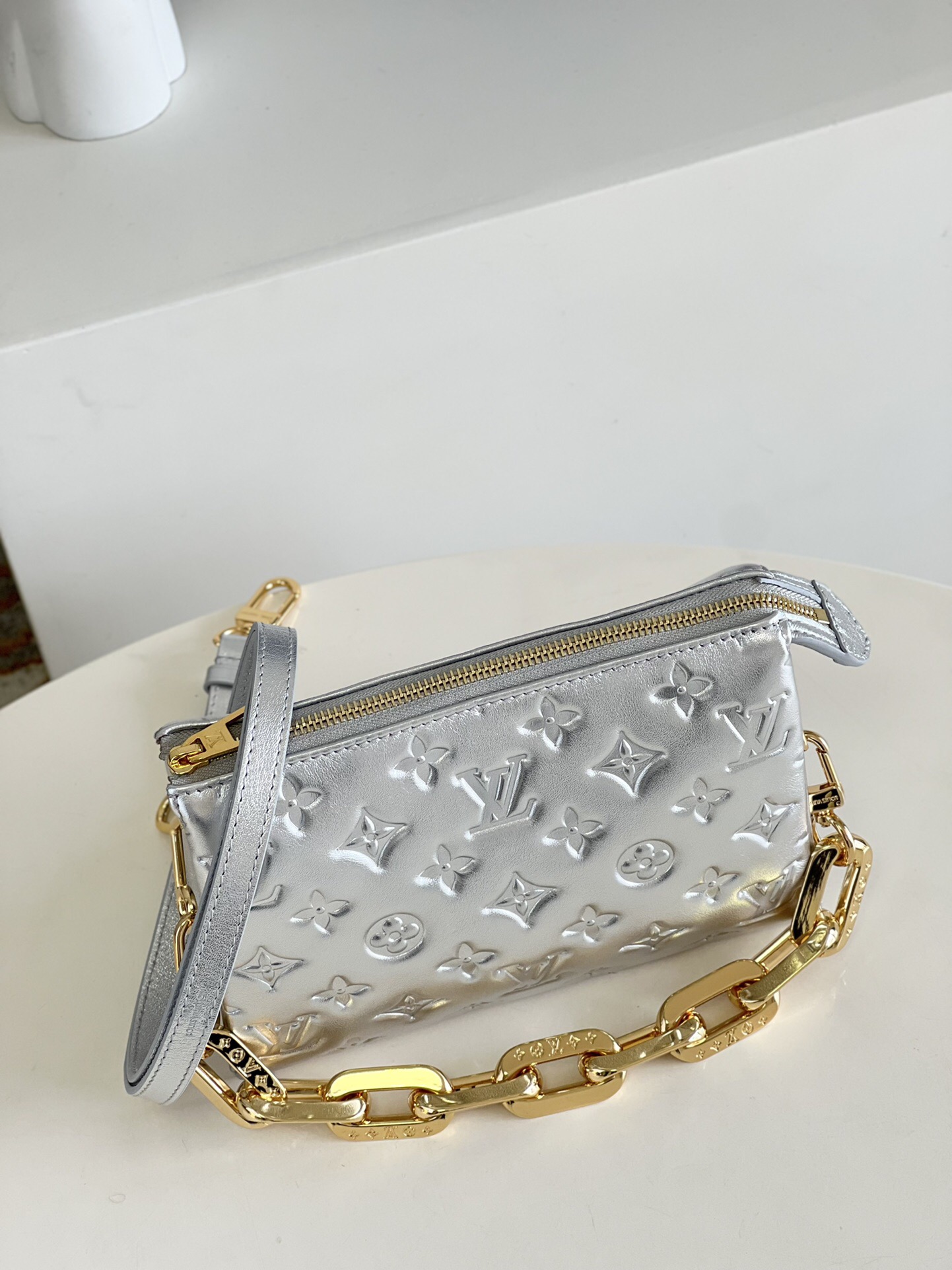 LV COUSSIN BB 21CM SILVER M20567
