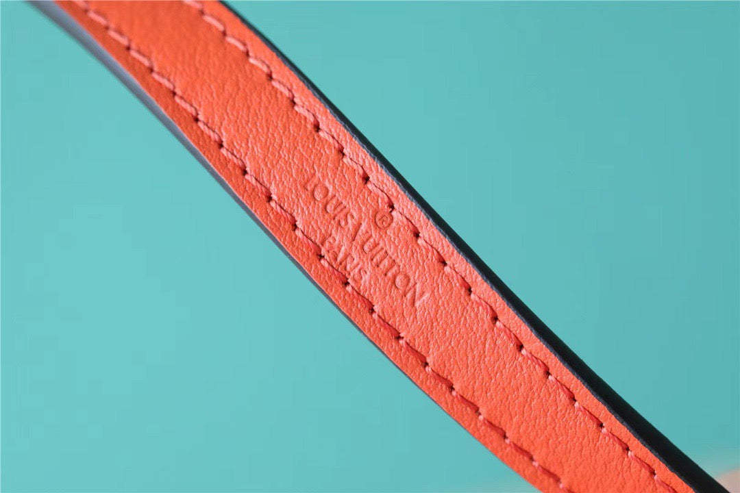 LV Twist MM Raffia Caramel For Women,  Shoulder And Crossbody Bags 9.1in/23cm LV M57648