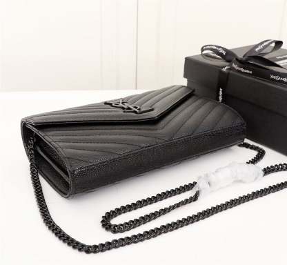 SAINT LAURENT CASSANDRE MATELASSE CHAIN WALLET IN GRAIN DE POUDRE EMBOSSED BLACK NOIR 22CM