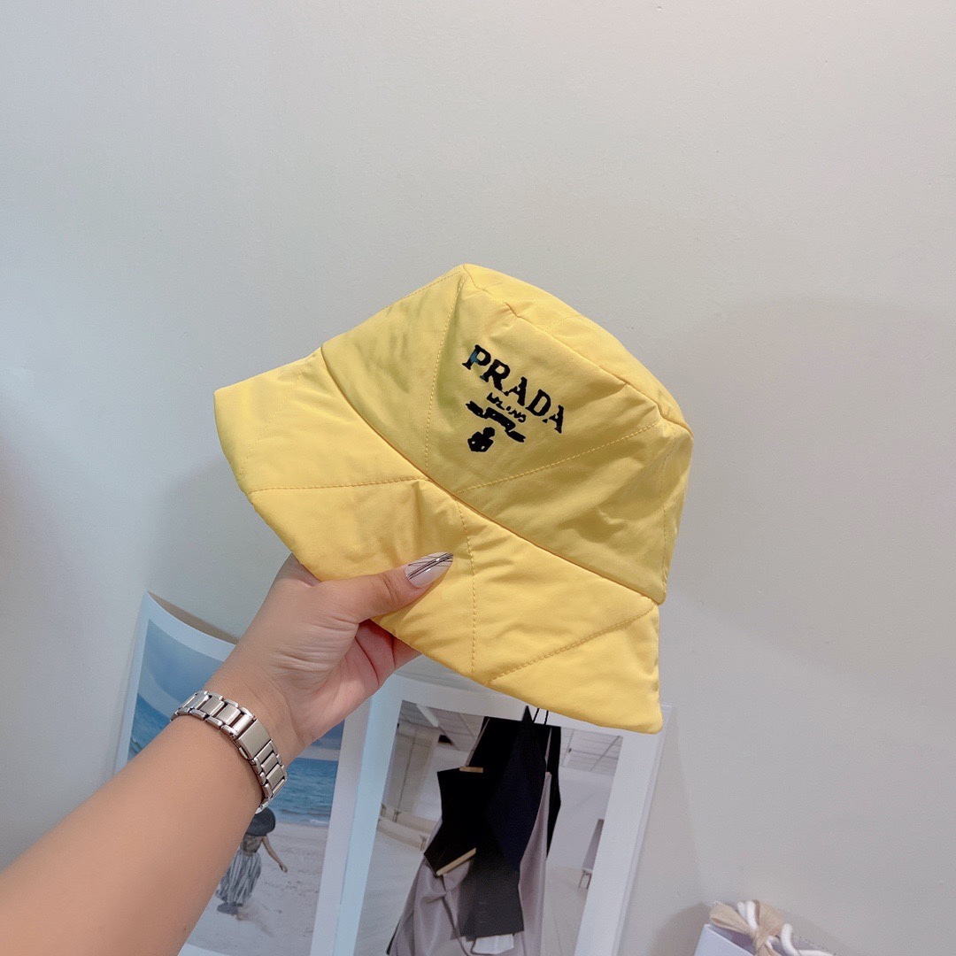 PD PADDED RENYLON BUCKET HAT YELLOW