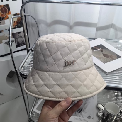 DOR CANNAGE-EMBROIDERED BUTKET HAT WHITE