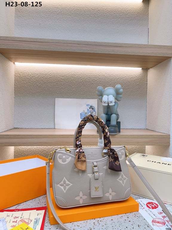 LUV TRIANON PM BAG GRAY 28CM