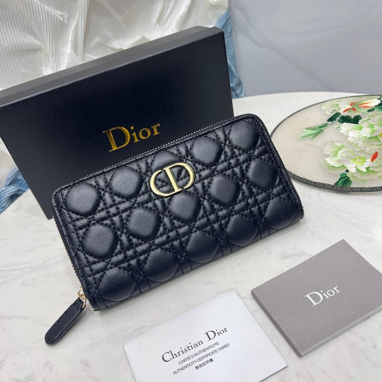 dir CARO VOYAGEUR WALLET BLACK 19CM S5038UWHC_M900