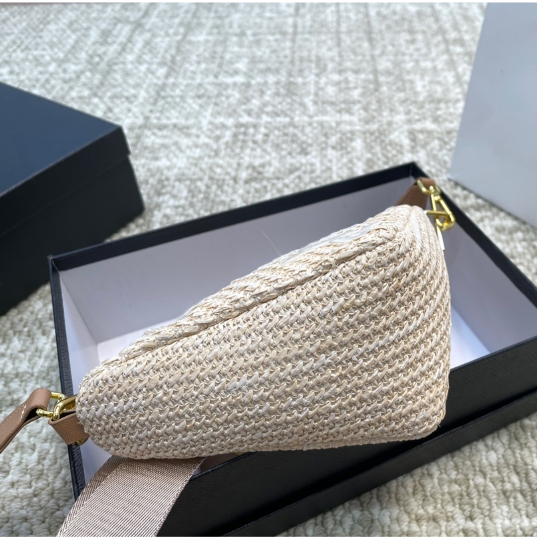 PR TRIANGLE CROCHET SHOULDER BAG NATURAL 25CM 1BH190 2A2T F0018 V DUO