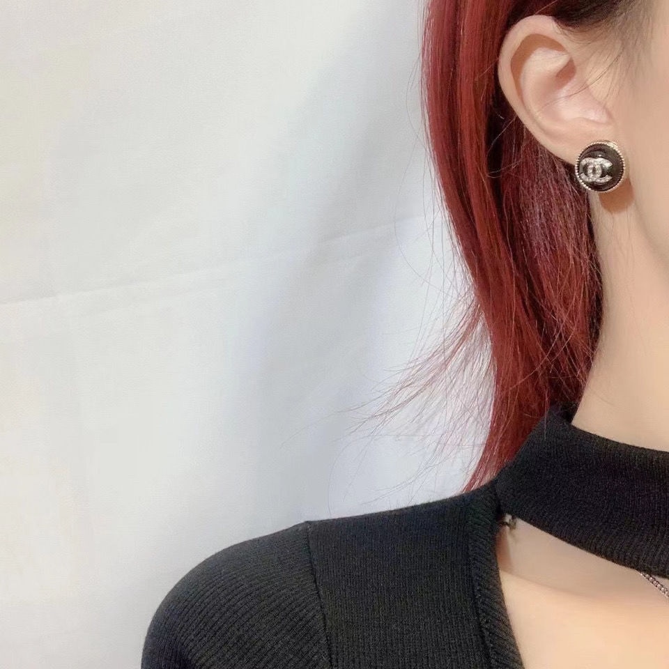 CC CC EARRINGS BLACK