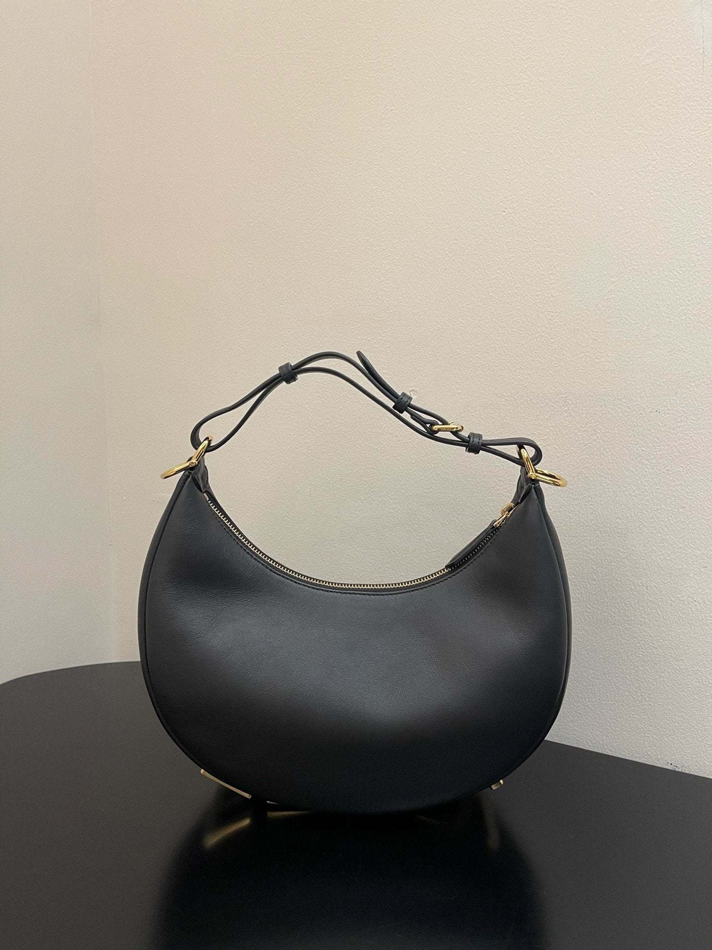 FI FIgraphy Small Black For Women, Women’s Handbags, Shoulder Bags 11.4in/29cm  8BR798A5DYF1HEJ