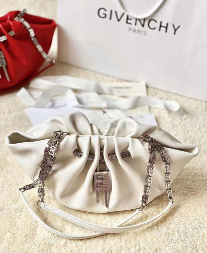 gv Small Kenny Bag Ivory For Women, Handbags, Shoulder Bags 12.6in/32cm BB50MJB1DM-105