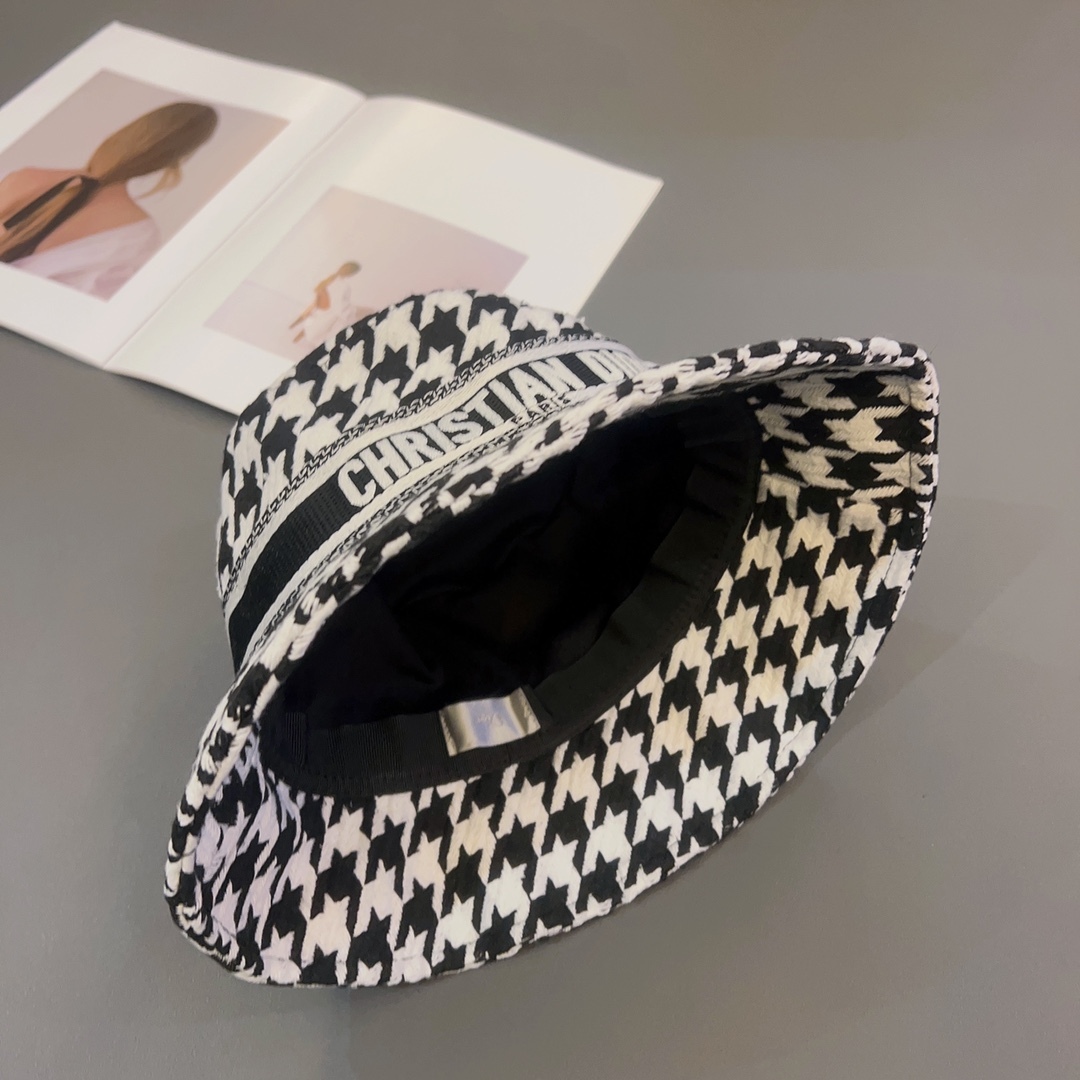 DOR HOUNDSTOOTHS BUCKET HAT BLACK