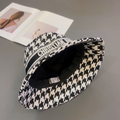 DOR HOUNDSTOOTHS BUCKET HAT BLACK
