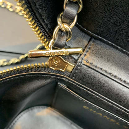 ChanelVanity Case Gold Hardware Black For Women, Women&#8217;s Handbags, Shoulder Bags 7.9in/20cm AS2061 