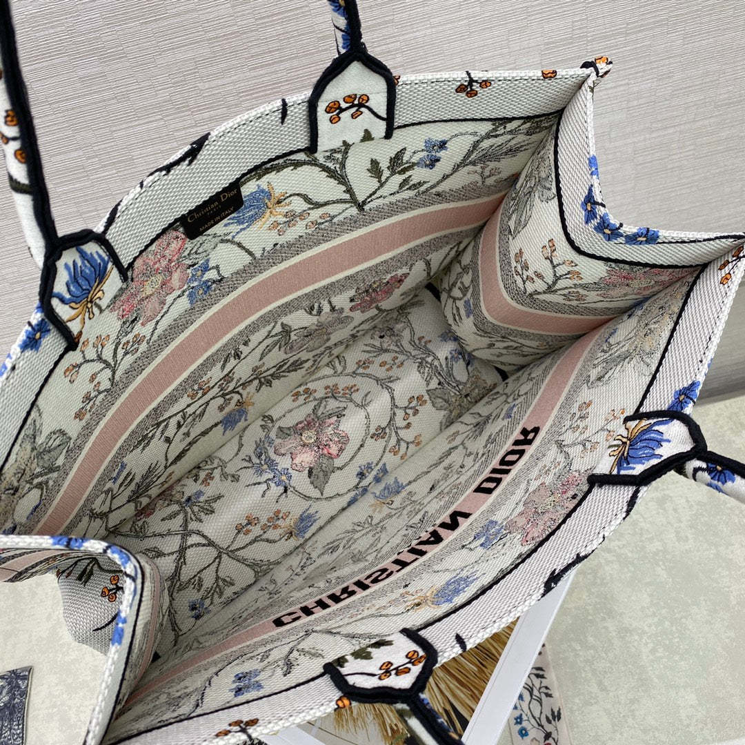 DI Medium Book Tote Bag By Maria Grazia Chiuri For Women 14in/36cm CD