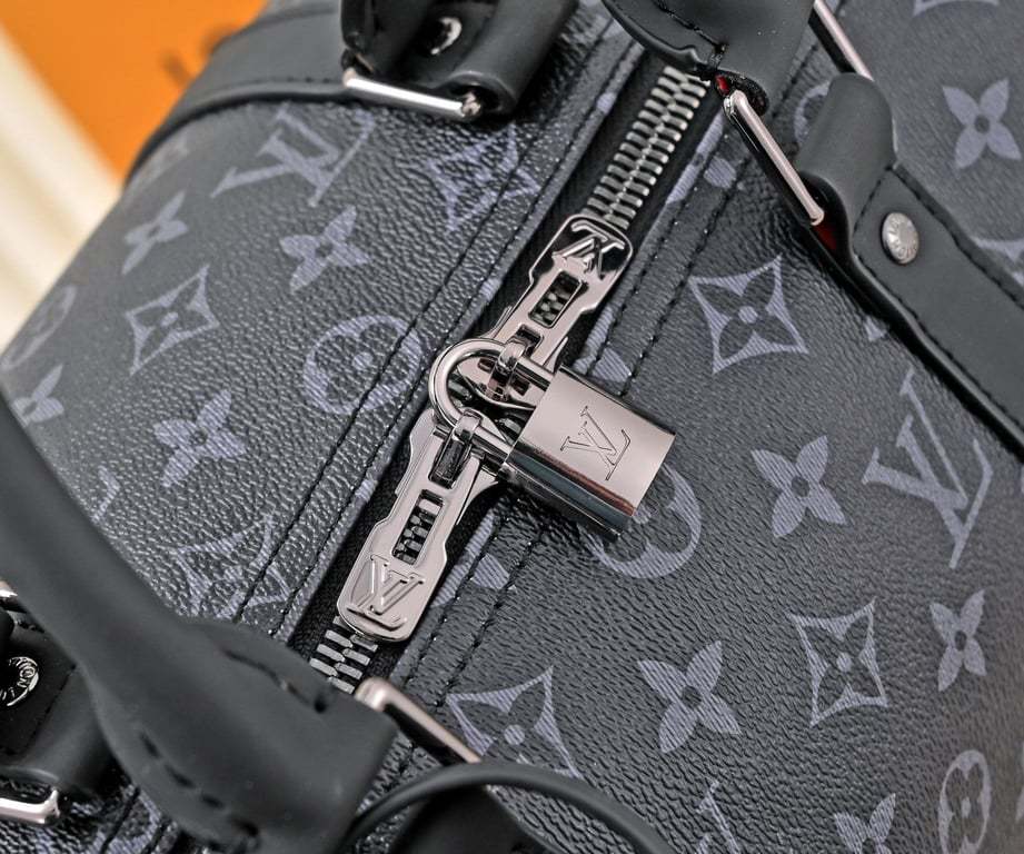 LUV MONOGRAM ECLIPSE KEEPPALL BANDOULIERE