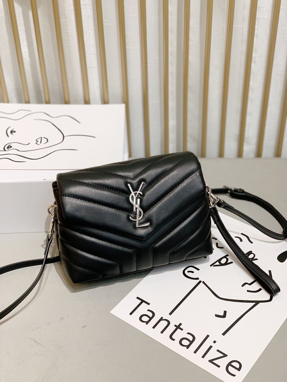 SAINT LAURENT LOULOU TOY STRAP BAG IN QUILTED Y LEATHER BLACK 20CM