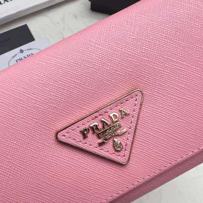 PR SAFFIANO LUX LEATHER FLAP CONTINENTAL LIGHT PINK WALLET 19CM