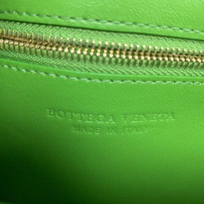 BV Padded Cassette Green, For Women, Women’s Bags 10.2in/26cm 591970VCQR13724