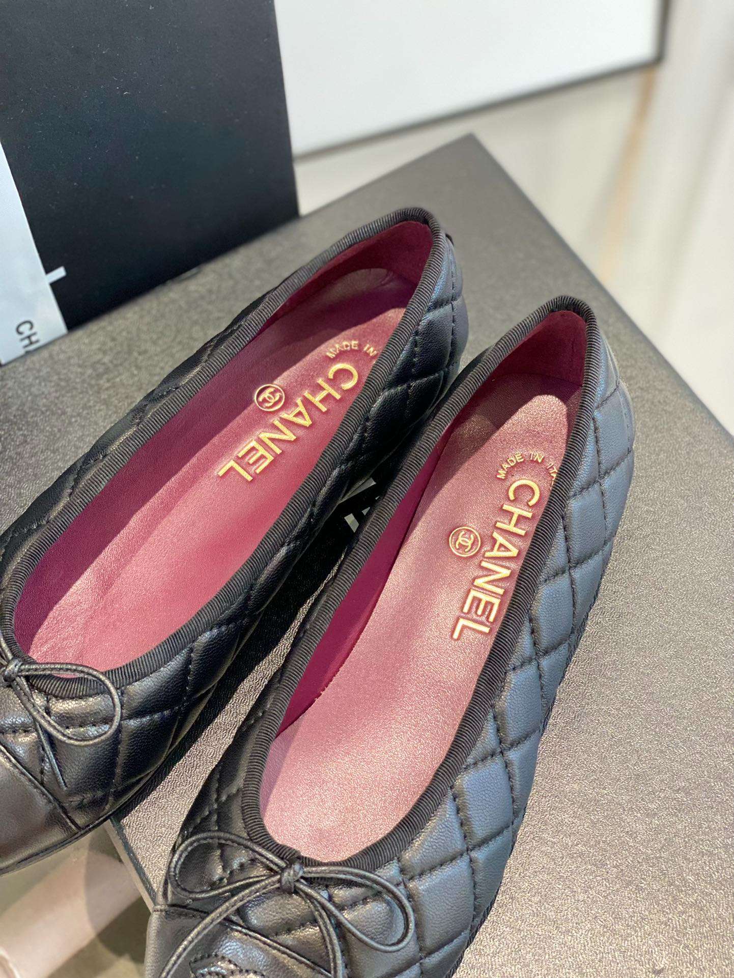 CHL BLACK BALLET FLATS